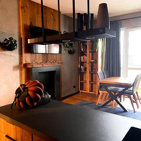 바르샤바 Lake Park Apartament With Free Parking Airport Netflix 아파트 외부 사진