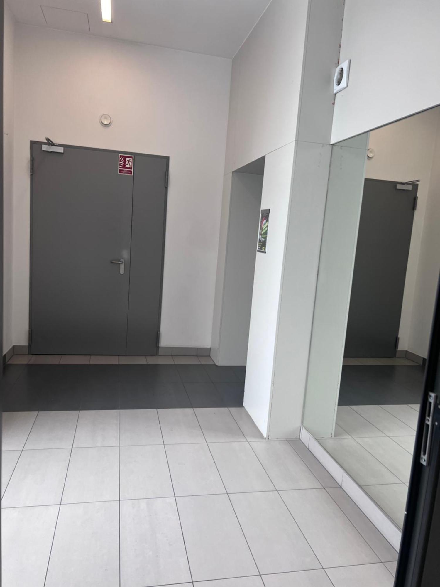 바르샤바 Lake Park Apartament With Free Parking Airport Netflix 아파트 외부 사진